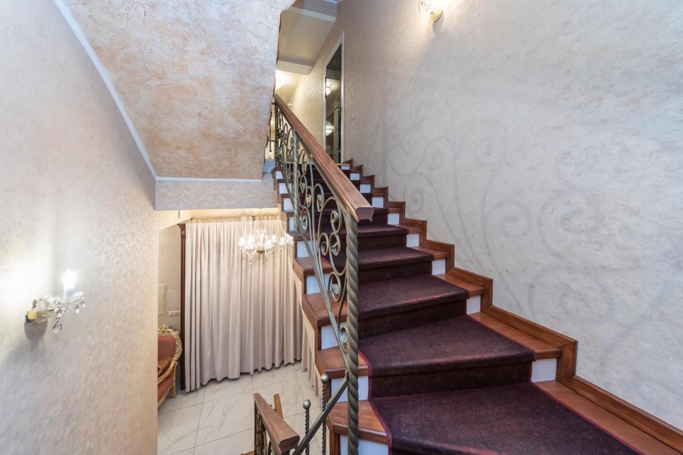 Hostal Viktoriya Family 2 Country Complex Kiev Exterior foto
